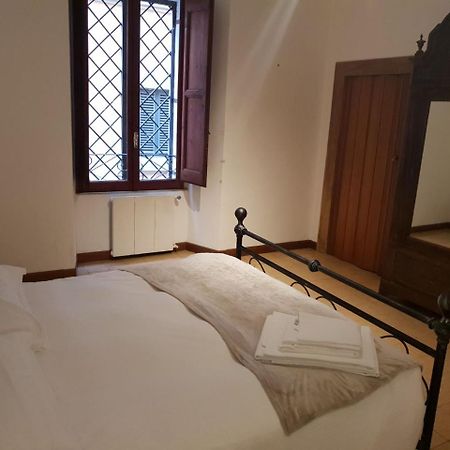 Big Apartment In Campo De Fiori Рим Экстерьер фото